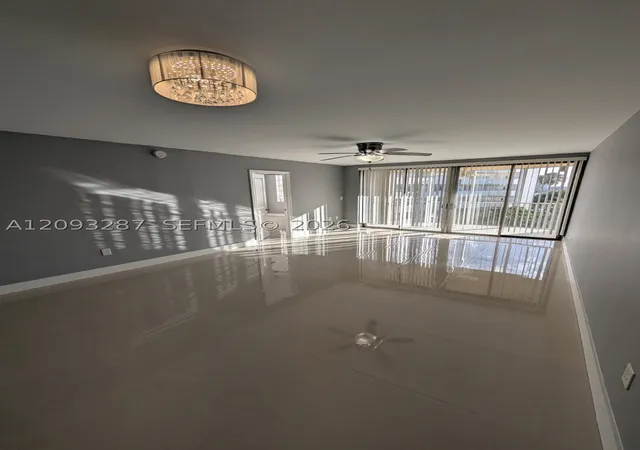 Photo 3 of Condo for sale at 1750 Ne 191st Street #622-3, Miami, FL 33179 | MLS# A12093287 | Listing updated on 2026-09-22