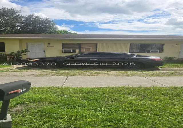 Listing Photo 4 - Condo for sale in building located at 11351 NW 11th Ave, Miami, FL 33168