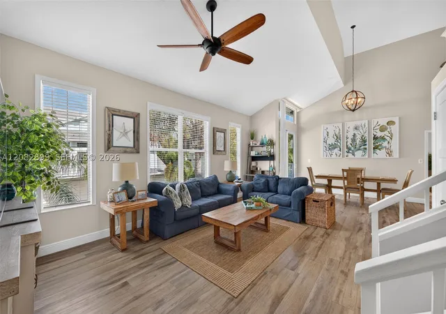 Listing Photo 3 - Condo for sale in building located at 909 Mainsail Cir, Jupiter, FL 33477 - Unit #909