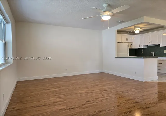Photo 2 of Condo for sale at 880 W Horizons #205, Boynton Beach, FL 33435 | MLS# A12091352 | Listing updated on 2026-09-22