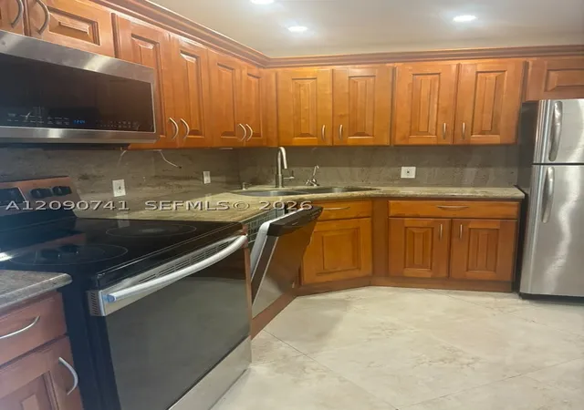 Photo 2 of Condo for sale at 3101 N Country Clb Dr #107, Aventura, FL 33180 | MLS# A12090741 | Listing updated on 2026-09-23