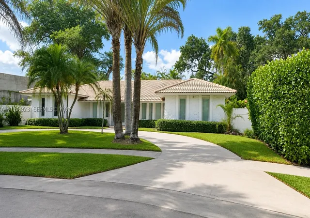 Photo 2 of Single family home for sale at 1835 Ne 212th Terrace, Miami, FL 33179 | MLS# A12088923 | Listing updated on 2026-09-22