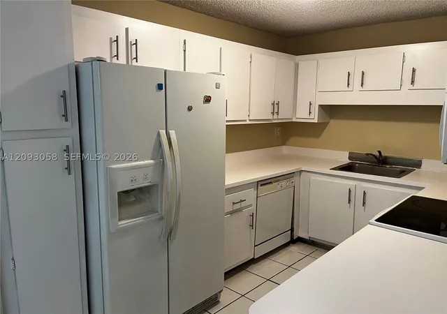 Photo 2 of Townhouse for sale at 3674 Nw 111th Avenue, Sunrise, FL 33351 | MLS# A12093058 | Listing updated on 2026-10-02