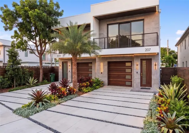 Photo 1 of Townhouse for sale at 205 Ne 17th Avenue, Fort Lauderdale, FL 33301 | MLS# A12093594 | Listing updated on 2026-10-01