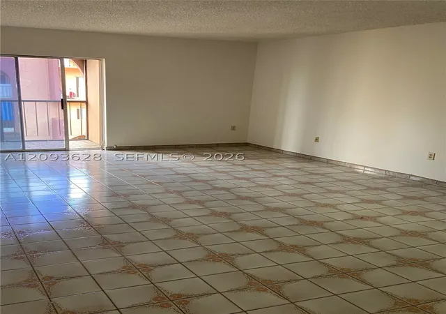 Listing Photo 5 - Condo for sale in building located at 440 E 23Rd St, Miami, FL 33013 - Unit #1416