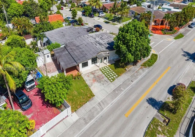 Photo 3 of Sale Pending at 191 SE 6th Avenue, Hialeah, FL 33010 | MLS# A12093625 | Listing updated on 2026-09-28