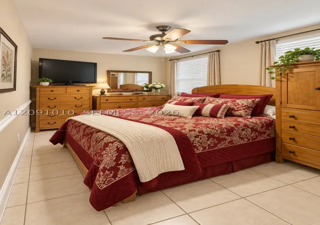Photo 4 of Single family home for sale at 5551 E 4th Avenue, Hialeah, FL 33013 | MLS# A12091010 | Listing updated on 2026-09-22