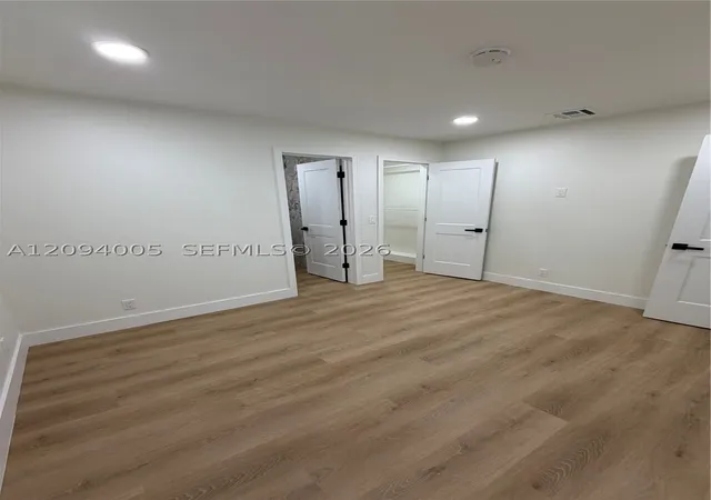 Photo 4 of House for sale at 708 SW 7th Avenue, Hallandale Beach, FL 33009 | MLS# A12094005 | Listing updated on 2026-09-23