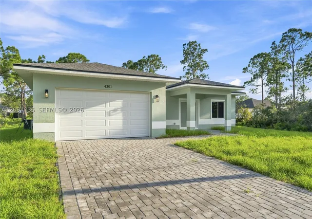 Photo 3 of Single family home for sale at 4201 Talbot St, Sebring, FL 33872 | MLS# A12094035 | Listing updated on 2026-10-03
