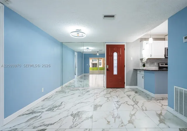 Photo 3 of Condo for sale at 236 Lake Dora Dr #236, West Palm Beach, FL 33411 | MLS# A12093970 | Listing updated on 2026-09-23