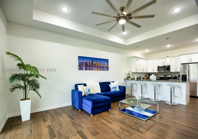 Listing Photo 4 - Condo for sale in building located at 4533/4535 SW 22nd St, Lehigh Acres, FL 33973