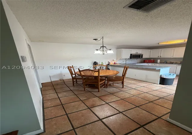 Photo 3 of Townhouse for sale at 2564 Lakeview Ct, Cooper City, FL 33026 | MLS# A12094033 | Listing updated on 2026-09-23