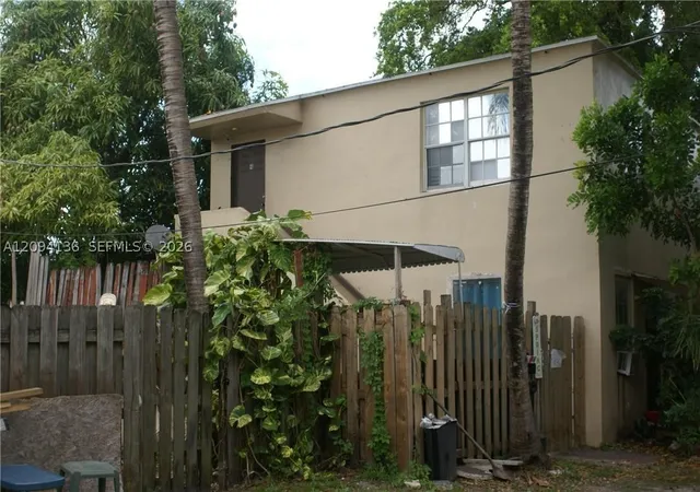 Multi family home for sale at 1111 N 22nd Avenue, Hollywood, FL 33020 | MLS# A12094136