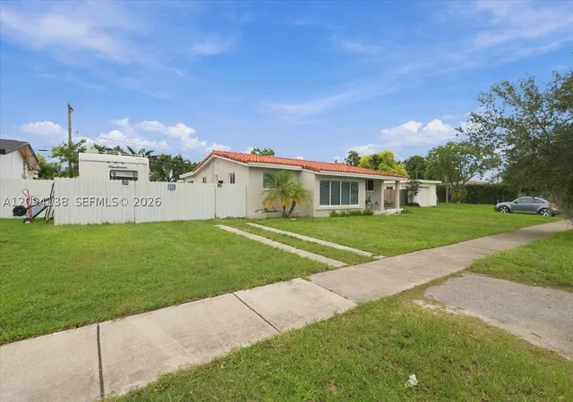 Photo 2 of Single family home for sale at 9625 Dominican Dr, Cutler Bay, FL 33189 | MLS# A12094138 | Listing updated on 2026-09-23