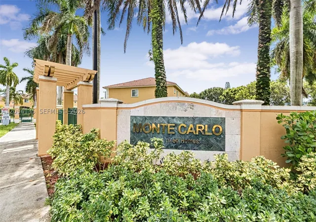 Photo 3 of Sale Pending at 590 Princess Dr, Margate, FL 33068 | MLS# A12094135 | Listing updated on 2026-10-06