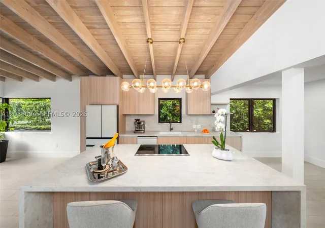 Photo 3 of Single family home for sale at 815 Ne 91st Terrace, Miami Shores, FL 33138 | MLS# A12083094 | Listing updated on 2026-10-07