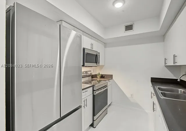 Photo 3 of Sale Pending at 219 Nw 12th Avenue #807, Miami, FL 33128 | MLS# A12094023 | Listing updated on 2026-09-30