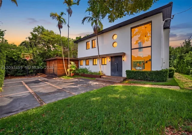 Photo 2 of Single family home for sale at 4353 Alton Rd, Miami Beach, FL 33140 | MLS# A12093459 | Listing updated on 2026-09-27