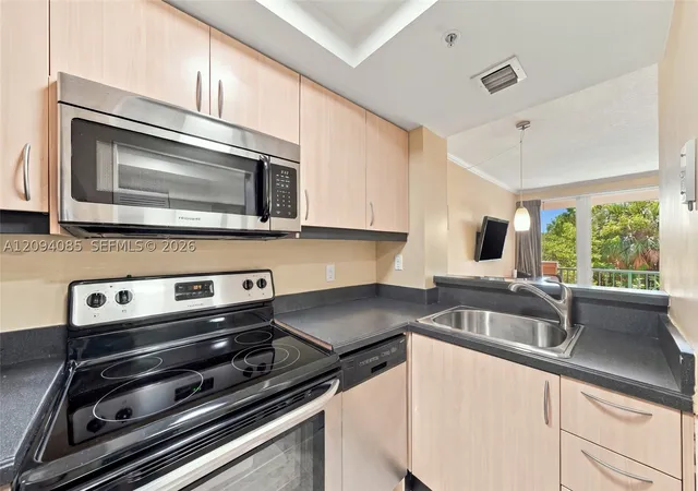 Photo 3 of Condo for sale at 2951 S Bayshore Dr #512, Miami, FL 33133 | MLS# A12094085 | Listing updated on 2026-09-23