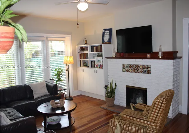 Photo 3 of Single family home for sale at 613 Navarre Ave, Coral Gables, FL 33134 | MLS# A12094153 | Listing updated on 2026-09-23