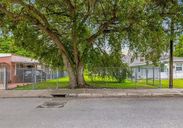 Photo 2 of Land for sale at 1827 SW 3rd Street, Miami, FL 33135 | MLS# A12094255 | Listing updated on 2026-09-23
