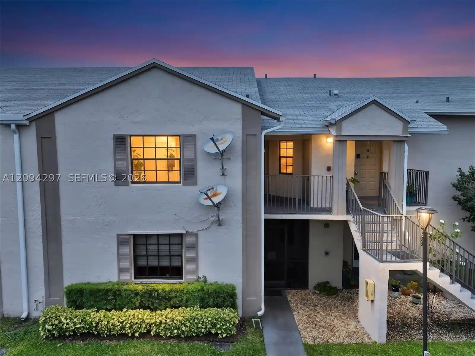 Listing Photo 2 - Condo for sale in 889 Hamilton Dr located at 889 Hamilton Dr, Homestead, FL 33034 - Unit #889E