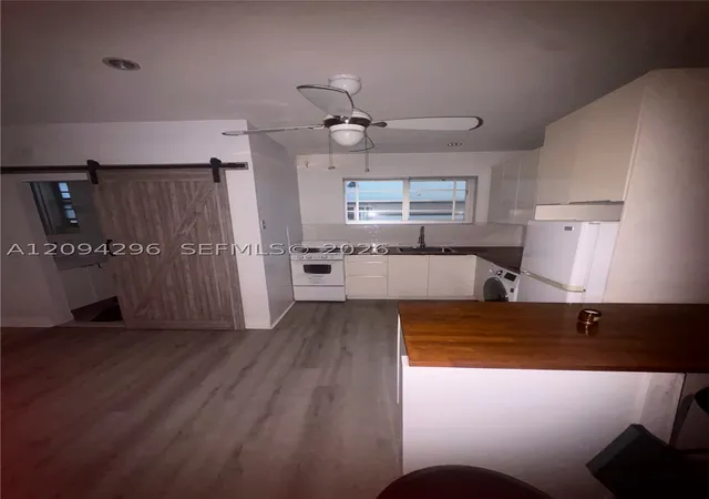 Photo 3 of Condo for sale at 637 12th Street #6, Miami Beach, FL 33139 | MLS# A12094296 | Listing updated on 2026-09-25