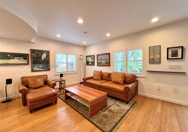Photo 3 of Single family home for sale at 3158 Carter St, Miami, FL 33133 | MLS# A12094410 | Listing updated on 2026-10-04