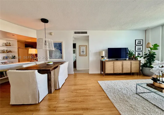 Photo 4 of Condo for sale at 2840 S Ocean Blvd #5110, Palm Beach, FL 33480 | MLS# A12090338 | Listing updated on 2026-09-24