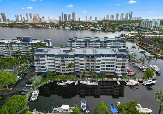Condo for sale at 16565 NE 26th Avenue #4D, North Miami Beach, FL 33160 | MLS# A12094488