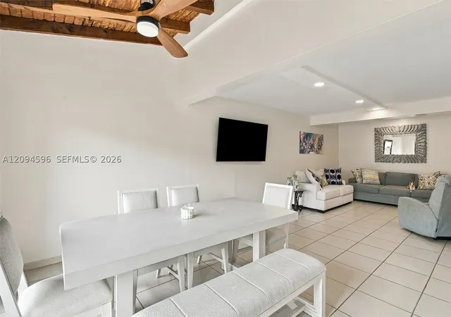Photo 4 of Townhouse for sale at 9670 Fontainebleau Blvd #19, Miami, FL 33172 | MLS# A12094596 | Listing updated on 2026-10-06