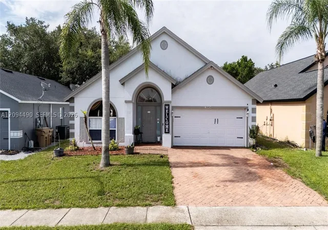 Photo 3 of Single family home for sale at 16404 Coopers Hawk, Clermont, FL 34714 | MLS# A12094490 | Listing updated on 2026-09-24