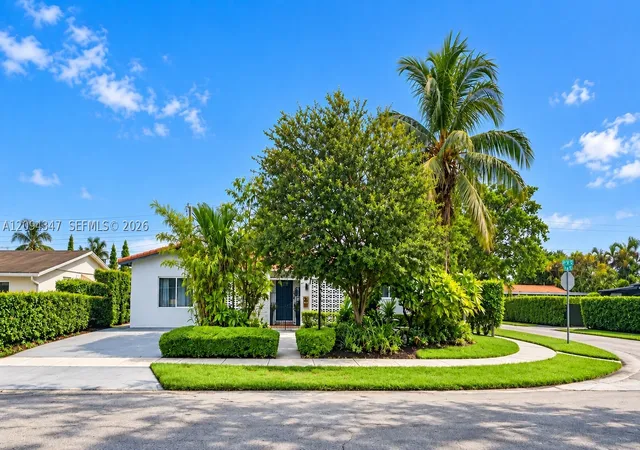 Single family home for sale at 6000 SW 94th Place, Miami, FL 33173 | MLS# A12094347 | Listing updated on 2026-10-07
