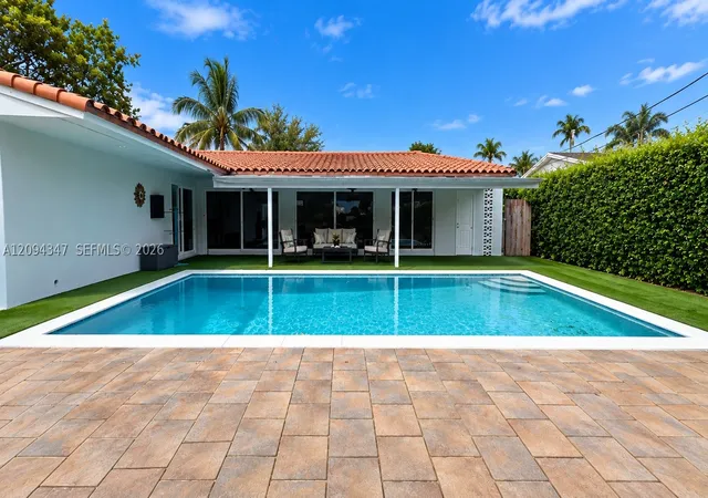 Photo 2 of Single family home for sale at 6000 SW 94th Place, Miami, FL 33173 | MLS# A12094347 | Listing updated on 2026-10-07