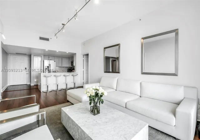 Photo 2 of Condo for sale at 3000 Coral Way #1610, Miami, FL 33145 | MLS# A12093213 | Listing updated on 2026-09-24