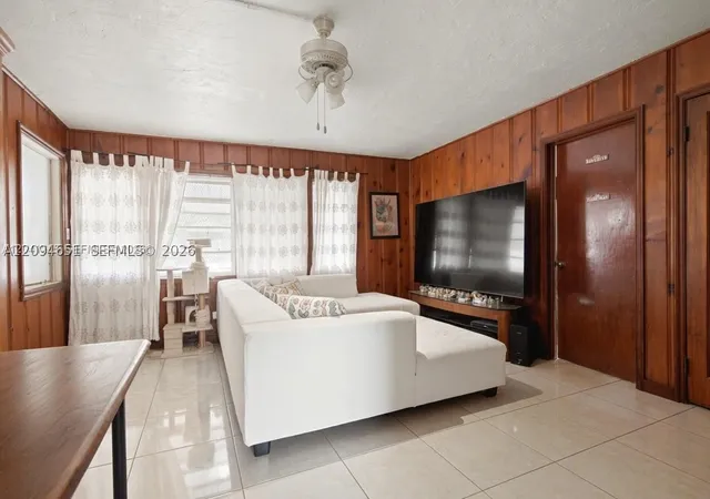 Photo 3 of Single family home for sale at 2118 Coolidge St, Hollywood, FL 33020 | MLS# A12094651 | Listing updated on 2026-09-24