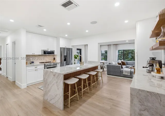 Photo 3 of Single family home for sale at 7510 SW 32nd Street, Miami, FL 33155 | MLS# A12094344 | Listing updated on 2026-09-24
