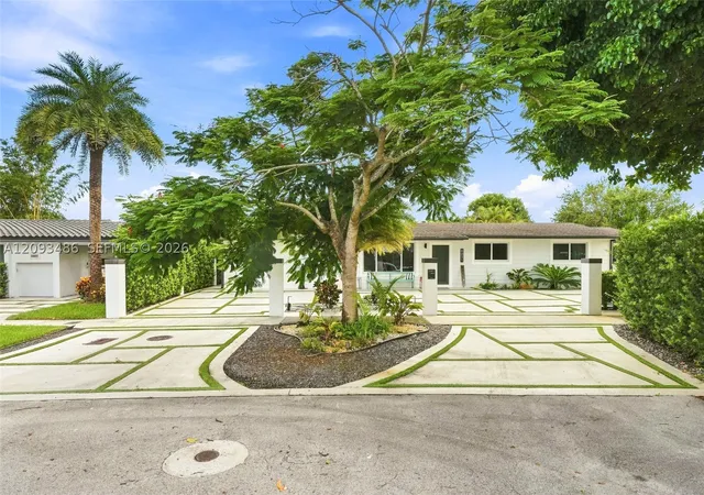 Photo 2 of Single family home for sale at 8031 Sw 97th Avenue, Miami, FL 33173 | MLS# A12093486 | Listing updated on 2026-10-06
