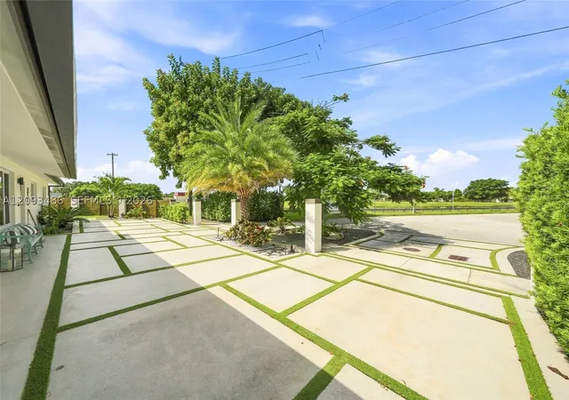 Photo 3 of Single family home for sale at 8031 SW 97th Avenue, Miami, FL 33173 | MLS# A12093486 | Listing updated on 2026-10-06