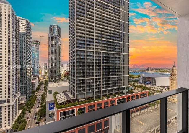 Photo 1 of Condo for sale at 121 NE 5th Street #2409, Miami, FL 33132 | MLS# A12093623 | Listing updated on 2026-09-24
