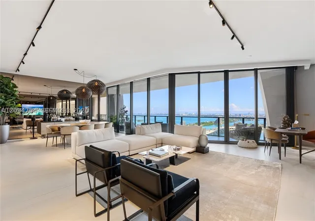 Photo 2 of Condo for sale at 1000 Biscayne Blvd #3502, Miami, FL 33132 | MLS# A12094754 | Listing updated on 2026-09-24