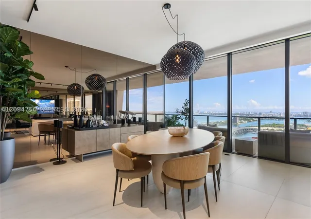 Photo 4 of Condo for sale at 1000 Biscayne Blvd #3502, Miami, FL 33132 | MLS# A12094754 | Listing updated on 2026-09-24