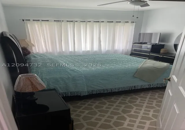 Listing Photo 4 - Condo for sale in building located at 9277 Wedgewood Ln, Tamarac, FL 33321 - Unit #C13