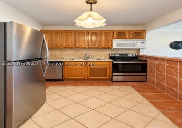 Photo 2 of Condo for sale at 600 Three Islands Blvd #616, Hallandale Beach, FL 33009 | MLS# A12091547 | Listing updated on 2026-09-24