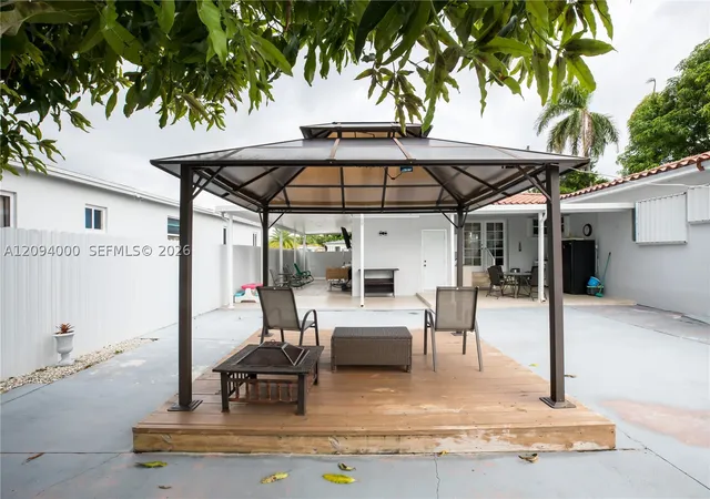 Photo 3 of Single family home for sale at 188 E 59th Street, Hialeah, FL 33013 | MLS# A12094000 | Listing updated on 2026-09-29