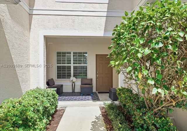 Photo 2 of Townhouse for sale at 2221 Nw Treviso Cir, Port St Lucie, FL 34986 | MLS# A12092689 | Listing updated on 2026-09-26