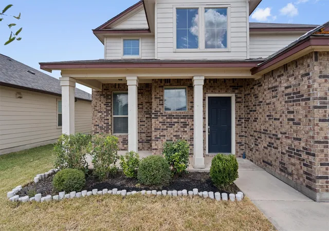 Photo 2 of Single family home for sale at 309 Uncle Billy Way, Jarrell, TX 76537 | MLS# 4156717 | Listing updated on 2026-09-04