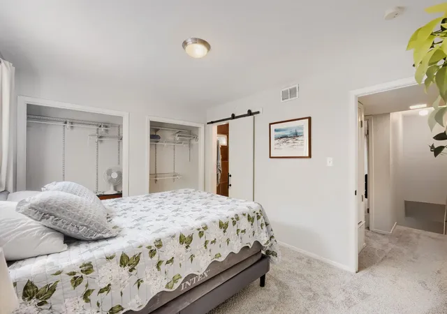 Listing Photo 2 - Condo for sale in building located at 1912 Lightsey Rd, Austin, TX 78704 - Unit #6
