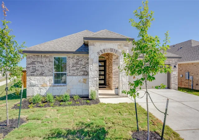 Photo 1 of Single family home for sale at 1101 Bear Trak Loop, Georgetown, TX 78628 | MLS# 5346473 | Listing updated on 2026-09-06