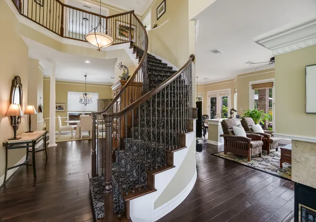 Photo 2 of Single family home for sale at 6514 Lost Horizon Dr, Austin, TX 78759 | MLS# 5746912 | Listing updated on 2026-09-23